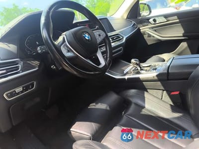 Zdjęcie 7 z 14 samochodu: 2019 BMW X7 XDRIVE40I VIN:5UXCW2C54KL082958 - miniatura
