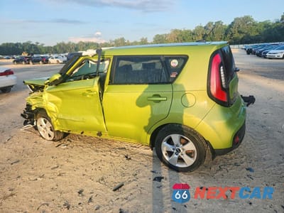 Drugie zdjęcie samochodu z przodu: 2017 KIA SOUL BASE VIN:KNDJN2A2XH7887580 - miniatura