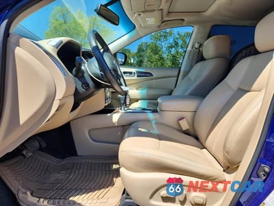 Zdjęcie 7 z 14 samochodu: 2017 NISSAN PATHFINDER PLATINUM VIN:5N1DR2MN7HC912543 - miniatura