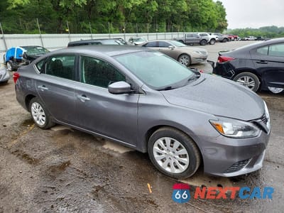 Czwarte zdjęcie samochodu z boku: 2017 NISSAN SENTRA S VIN:3N1AB7AP8HY342223 - miniatura
