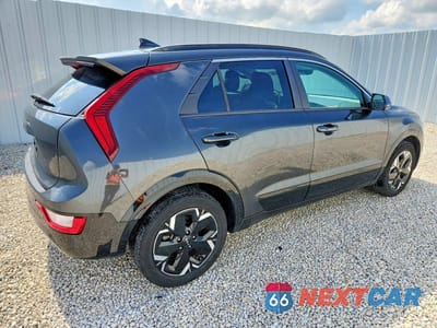 Trzecie zdjęcie samochodu z tyłu: 2023 KIA NIRO WIND VIN:KNDCR3L1XP5056680 - miniatura