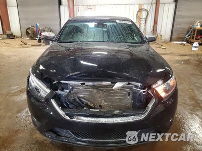 Piąte zdjęcie samochodu w środku: 2017 FORD TAURUS LIMITED VIN:1FAHP2J84HG124506 - miniatura