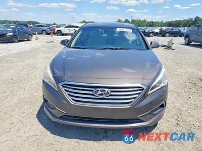 Piąte zdjęcie samochodu w środku: 2016 HYUNDAI SONATA SE VIN:5NPE24AF1GH380697 - miniatura