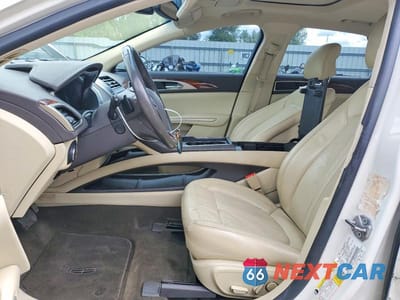 Zdjęcie 7 z 12 samochodu: 2013 LINCOLN MKZ VIN:3LN6L2JK4DR810441 - miniatura