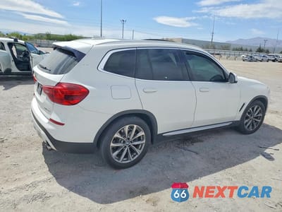 Trzecie zdjęcie samochodu z tyłu: 2019 BMW X3 SDRIVE30I VIN:5UXTR7C55KLF26467 - miniatura