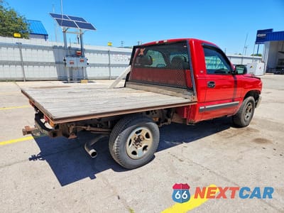 Trzecie zdjęcie samochodu z tyłu: 2002 CHEVROLET SILVERADO C1500 VIN:1GCEC14W12Z210557 - miniatura