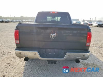 Zdjęcie 6 z 12 samochodu: 2018 RAM 1500 SLT VIN:1C6RR6LM8JS354067 - miniatura