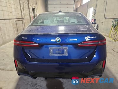 Zdjęcie 6 z 12 samochodu: 2026 BMW 550 XE VIN:WBA13FK00TCW71521 - miniatura