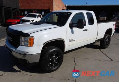 Drugie zdjęcie samochodu z przodu: 2011 GMC SIERRA K2500 SLE VIN:1GT220CG9BZ350933 - miniatura