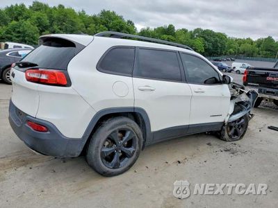 Trzecie zdjęcie samochodu z tyłu: 2015 JEEP CHEROKEE LATITUDE VIN:1C4PJMCS5FW750659 - miniatura