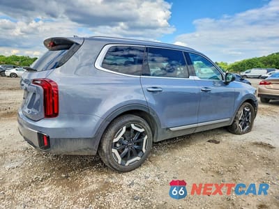 Trzecie zdjęcie samochodu z tyłu: 2025 KIA TELLURIDE S VIN:5XYP64GC9SG699114 - miniatura