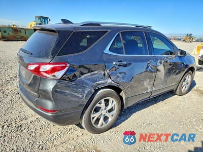 Trzecie zdjęcie samochodu z tyłu: 2019 CHEVROLET EQUINOX PREMIER VIN:3GNAXXEV4KS655231 - miniatura