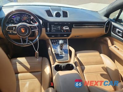 Zdjęcie 8 z 13 samochodu: 2019 PORSCHE CAYENNE VIN:WP1AA2AY6KDA10818 - miniatura