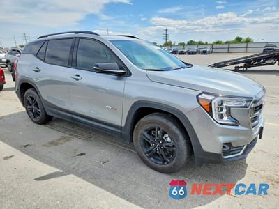 Czwarte zdjęcie samochodu z boku: 2024 GMC TERRAIN AT4 VIN:3GKALYEG9RL254939 - miniatura