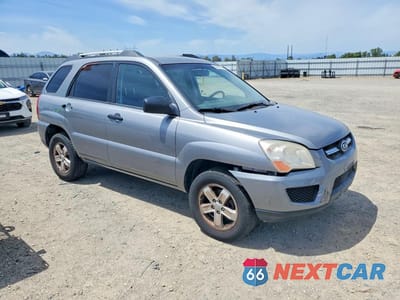 Czwarte zdjęcie samochodu z boku: 2010 KIA SPORTAGE LX VIN:KNDKGCA32A7726076 - miniatura