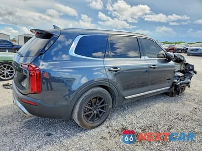 Trzecie zdjęcie samochodu z tyłu: 2020 KIA TELLURIDE EX VIN:5XYP34HC9LG043293 - miniatura
