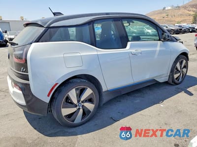 Trzecie zdjęcie samochodu z tyłu: 2019 BMW I3 BEV VIN:WBY8P2C59K7E72503 - miniatura