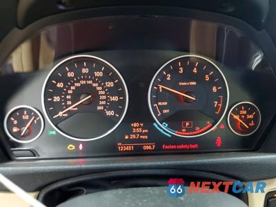 Zdjęcie 9 z 12 samochodu: 2014 BMW 328 I VIN:WBA3A5G50ENP32645 - miniatura
