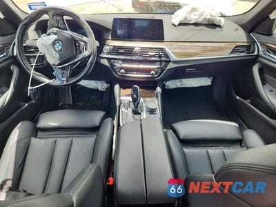 Zdjęcie 8 z 12 samochodu: 2020 BMW 530 I VIN:WBAJR3C02LCE01916 - miniatura