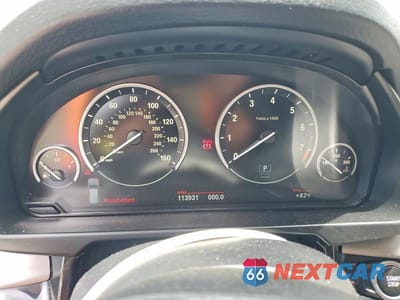 Zdjęcie 9 z 12 samochodu: 2016 BMW X5 XDR40E VIN:5UXKT0C5XG0S76699 - miniatura