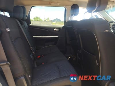 Zdjęcie 11 z 13 samochodu: 2020 DODGE JOURNEY SE VIN:3C4PDCABXLT271823 - miniatura