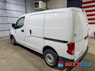 Drugie zdjęcie samochodu z przodu: 2014 NISSAN NV 2500 VIN:3N6CM0KN6EK695608 - miniatura