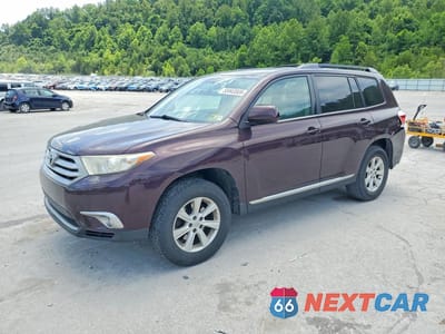 2013 TOYOTA HIGHLANDER PLUS 5TDBK3EH5DS275871 - główne zdjęcie licytacji z USA - miniatura