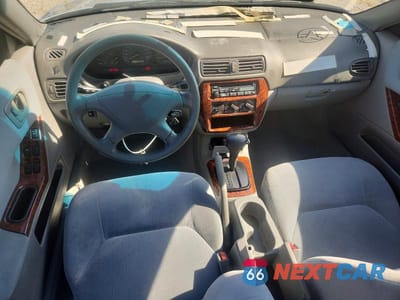 Zdjęcie 8 z 12 samochodu: 2000 MITSUBISHI GALANT ES VIN:4A3AA46G0YE097645 - miniatura