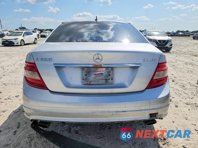 Zdjęcie 6 z 12 samochodu: 2011 MERCEDES-BENZ C 300 4MATIC VIN:WDDGF8BB9BR172347 - miniatura