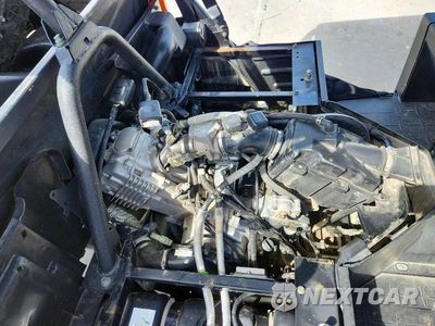Zdjęcie 7 z 10 samochodu: 2017 CUB CADET CREW 750 VIN:LWGMDWZ1XHA000288 - miniatura