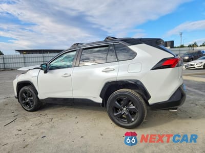 Drugie zdjęcie samochodu z przodu: 2021 TOYOTA RAV4 XSE VIN:2T3E6RFV1MW022599 - miniatura