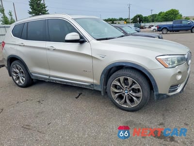 Czwarte zdjęcie samochodu z boku: 2015 BMW X3 XDRIVE28I VIN:5UXWX9C58F0D51962 - miniatura