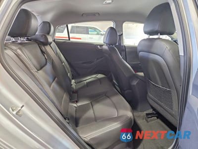 Zdjęcie 10 z 12 samochodu: 2022 HYUNDAI IONIQ BLUE VIN:KMHC65LC0NU270162 - miniatura