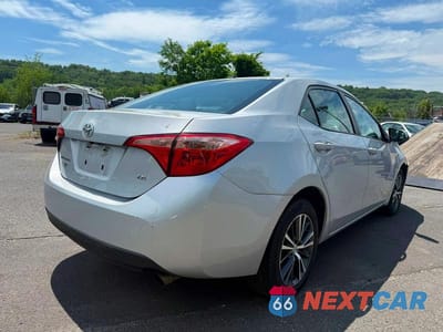 Czwarte zdjęcie samochodu z boku: 2018 TOYOTA COROLLA LE VIN:2T1BURHE8JC993613 - miniatura
