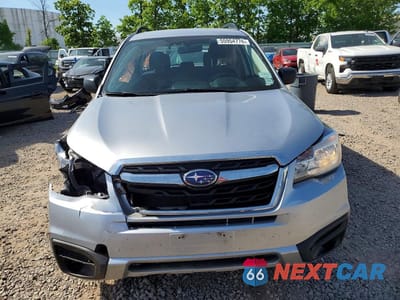 Piąte zdjęcie samochodu w środku: 2018 SUBARU FORESTER 2.5I VIN:JF2SJABC4JH451620 - miniatura