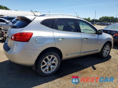 Trzecie zdjęcie samochodu z tyłu: 2013 NISSAN ROGUE S VIN:JN8AS5MV7DW645155 - miniatura