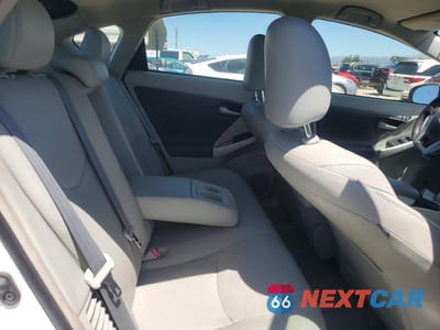Zdjęcie 10 z 12 samochodu: 2010 TOYOTA PRIUS V VIN:JTDKN3DU6A0056728 - miniatura