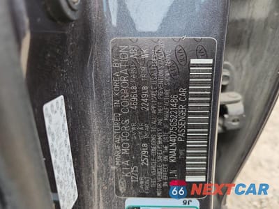 Zdjęcie 12 z 12 samochodu: 2016 KIA CADENZA LUXURY VIN:KNALN4D75G5221486 - miniatura