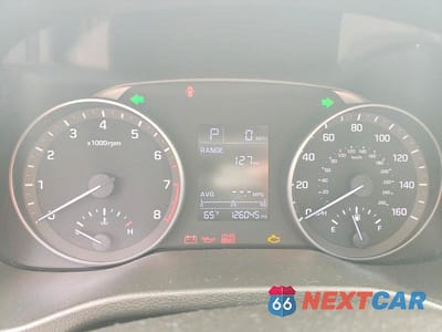 Zdjęcie 9 z 12 samochodu: 2017 HYUNDAI ELANTRA SE VIN:5NPD84LF2HH116879 - miniatura
