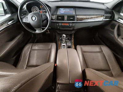 Zdjęcie 8 z 13 samochodu: 2012 BMW X5 XDRIVE35I VIN:5UXZV4C5XCL766455 - miniatura