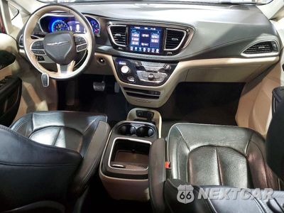 Zdjęcie 8 z 13 samochodu: 2019 CHRYSLER PACIFICA LIMITED VIN:2C4RC1GG5KR732091 - miniatura