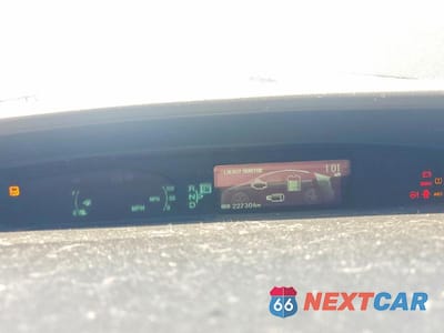 Zdjęcie 9 z 12 samochodu: 2013 TOYOTA PRIUS TWO VIN:JTDKN3DU1D5554813 - miniatura