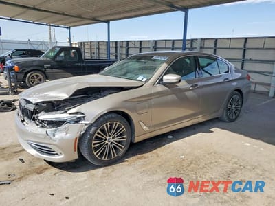 2018 BMW 530E WBAJA9C56JB249337 - główne zdjęcie licytacji z USA - miniatura