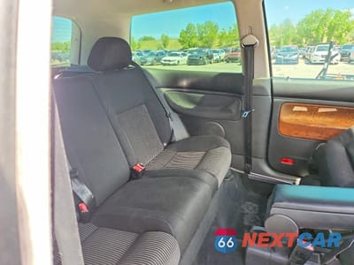 Zdjęcie 10 z 12 samochodu: 2003 VOLKSWAGEN GTI VIN:9BWDE61J634054807 - miniatura