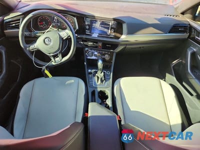 Zdjęcie 8 z 12 samochodu: 2021 VOLKSWAGEN JETTA S VIN:3VWC57BU1MM063955 - miniatura