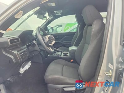 Zdjęcie 7 z 13 samochodu: 2025 TOYOTA 4RUNNER SR5 VIN:JTEVA5AR7S5003489 - miniatura