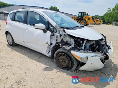 Czwarte zdjęcie samochodu z boku: 2016 NISSAN VERSA NOTE SV VIN:3N1CE2CP1GL406629 - miniatura