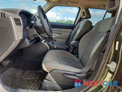 Zdjęcie 7 z 12 samochodu: 2007 JEEP PATRIOT SPORT VIN:1J8FF28W87D418296 - miniatura