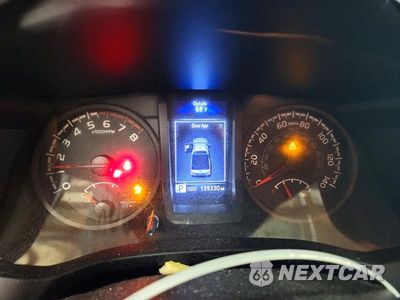 Zdjęcie 9 z 13 samochodu: 2019 TOYOTA TACOMA SR VIN:5TFSX5EN2KX065738 - miniatura