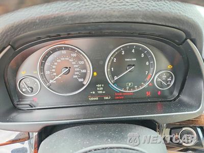 Zdjęcie 9 z 12 samochodu: 2014 BMW X5 XDRIVE35I VIN:5UXKR0C56E0K48961 - miniatura